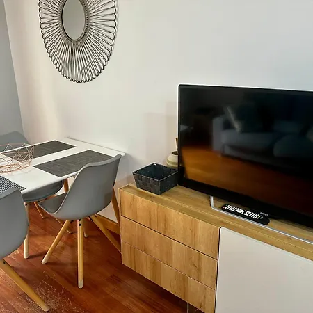 San Nicolas -parking Gratis Daire